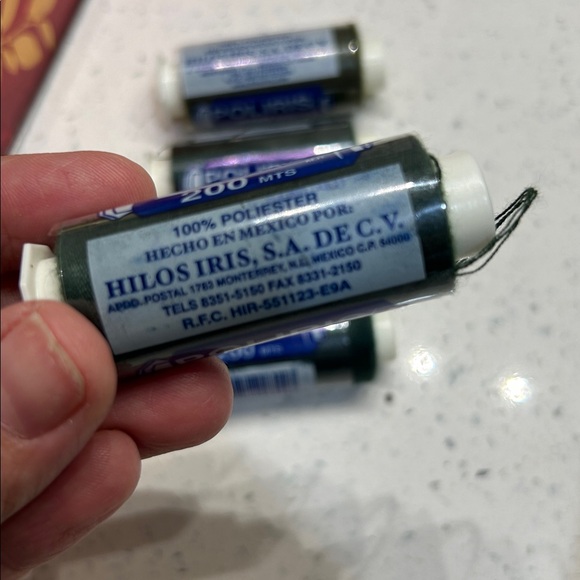 (5) Poliris Polyester Thread Set - Picture 3 of 4